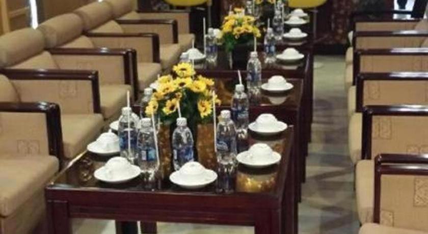 Hoang Vinh Hotel Thành Pho Ho Chí Minh Esterno foto