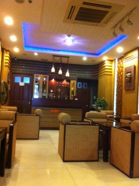 Hoang Vinh Hotel Thành Pho Ho Chí Minh Esterno foto