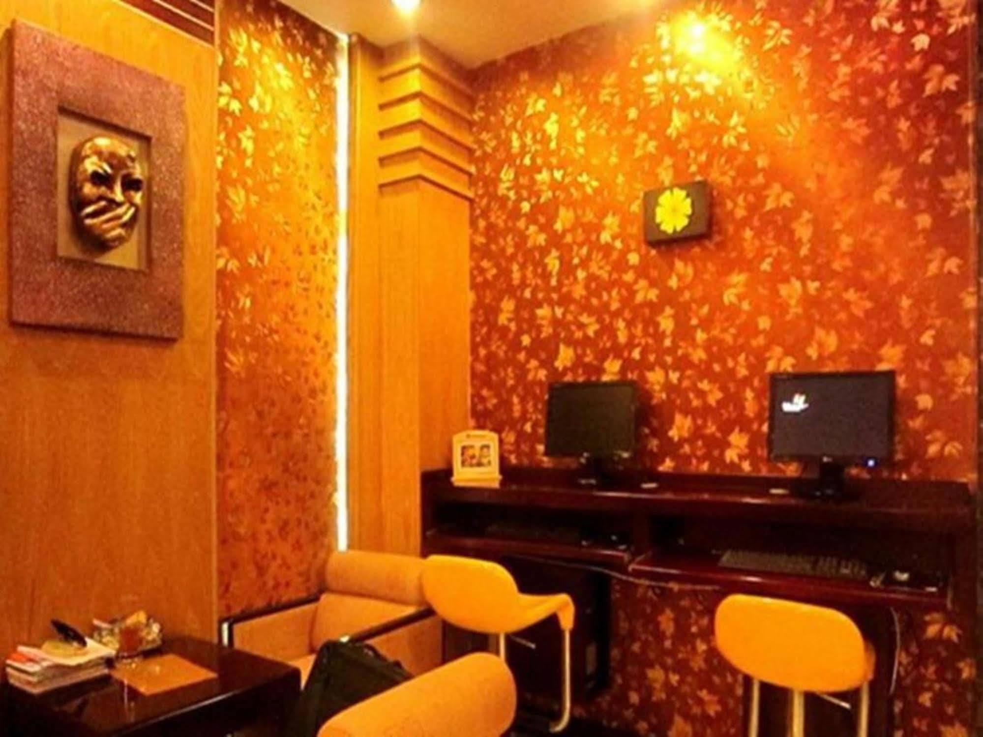 Hoang Vinh Hotel Thành Pho Ho Chí Minh Esterno foto